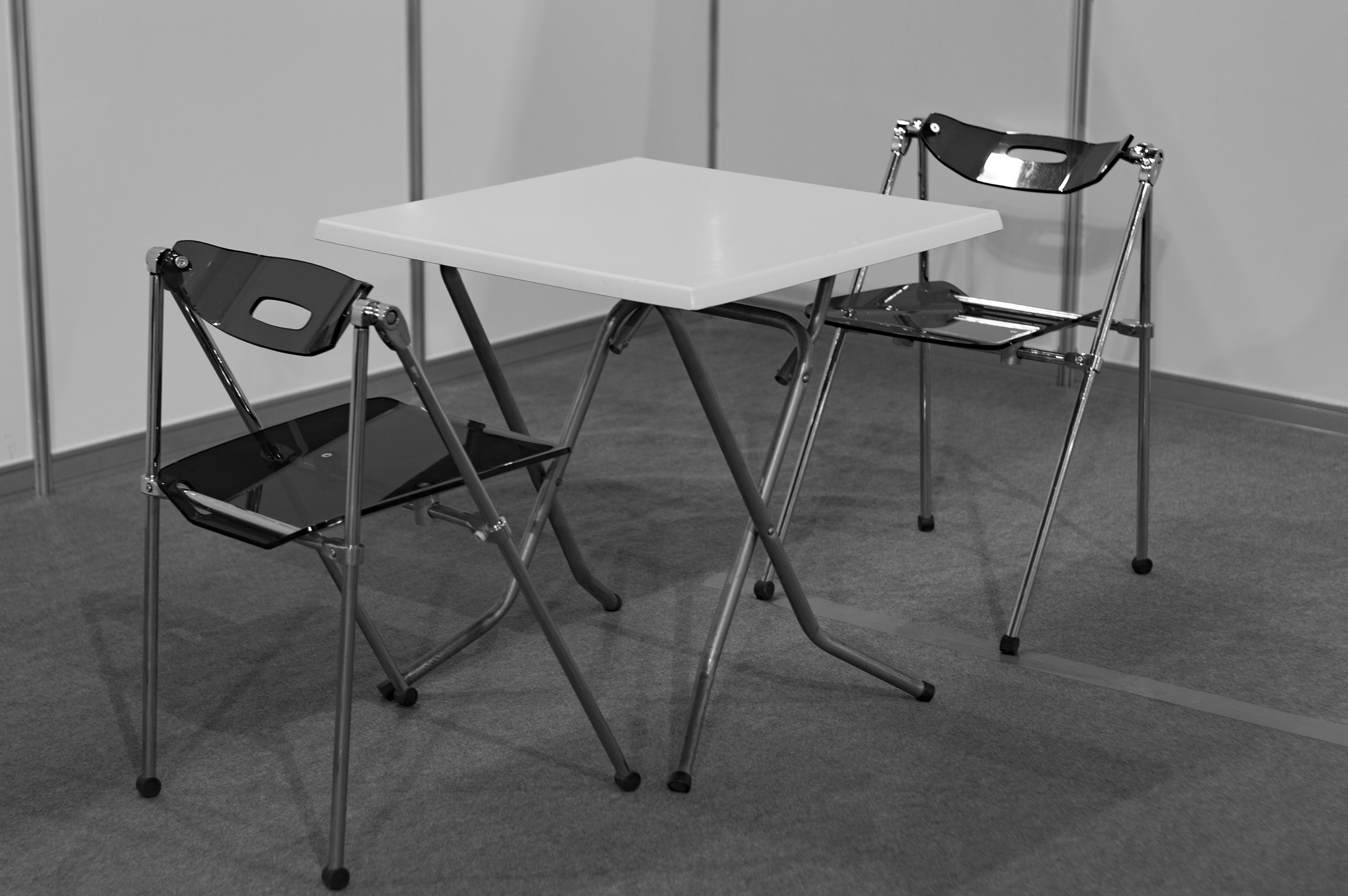 Chair & Table